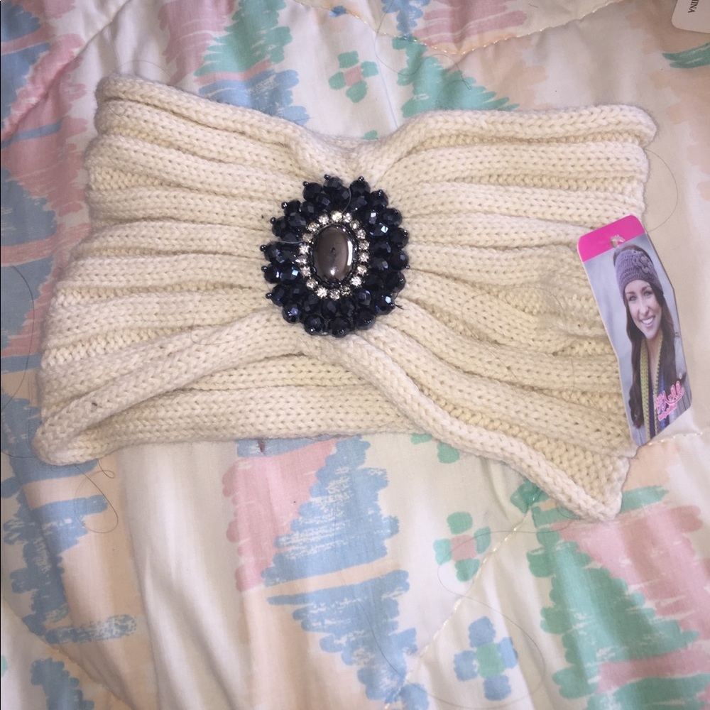 Beautiful fashion headband / head wrap